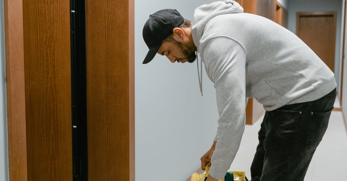 Balancing Aesthetics and Security in Tamper-Evident Designs