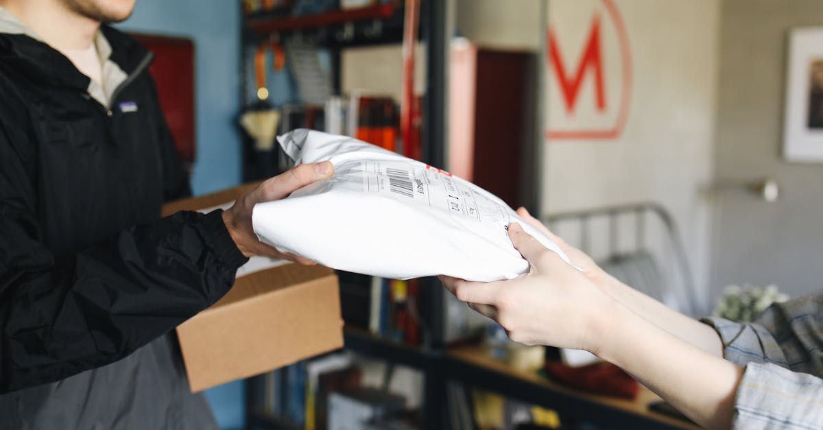 The Importance of Real-Time Tracking in Cosmetics Logistics